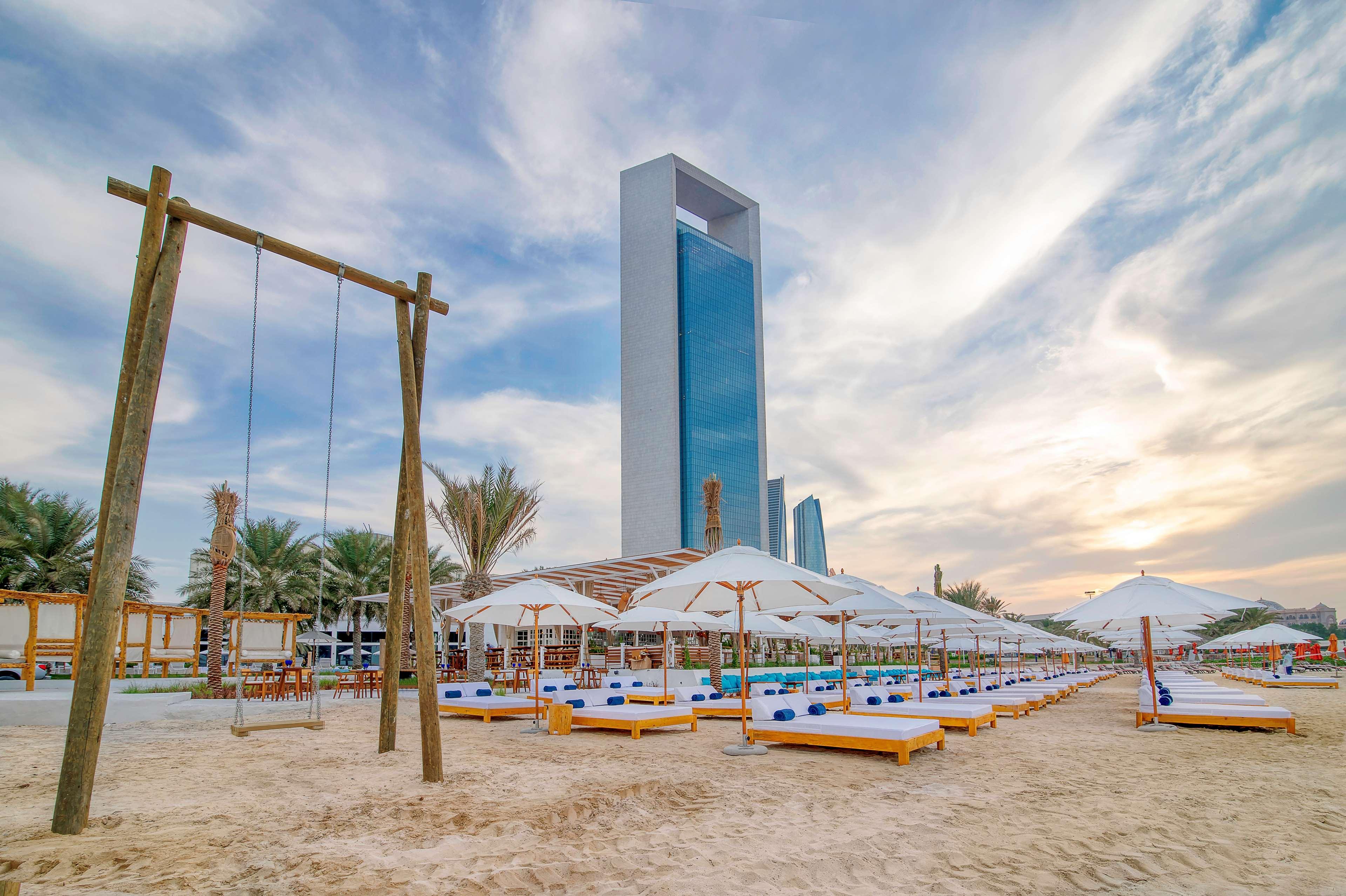 Radisson Blu Hotel & Resort, Abu Dhabi Corniche Exterior foto